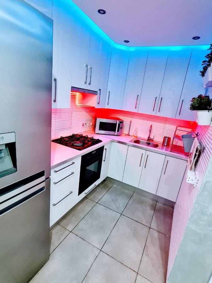 Hidden Lights Deluxe Apartment Ajía Nápa Kültér fotó