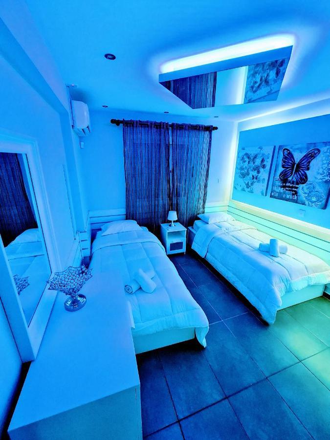 Hidden Lights Deluxe Apartment Ajía Nápa Kültér fotó